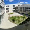Im neuen Schulhaus des Dossenberger Gymnasiums werden im kommenden Schuljahr noch mehr Fünftklässlerinnen und -klässler unterrichtet werden. 
