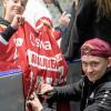 Unterschrieb nicht nur auf dem Trikot, sondern auch einen neuen Vertrag: Stürmer Florian Elias bleibt ein Panther. 
