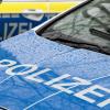 Eine unbekannte Person hatte es in Bellenberg auf Fahrzeugteile abgesehen. Beamte der Polizei Illertissen haben die Ermittlungen aufgenommen. 