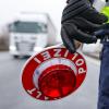 Bei einer Kontrolle auf der A8 zeigte ein Autofahrer lediglich ein Lichtbild eines Führerscheins.