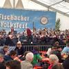 Das Volksfest in Fischach zählt jährlich zu den großen Festen im Augsburger Land. Noch bis zum Sonntag wird hier gefeiert. 